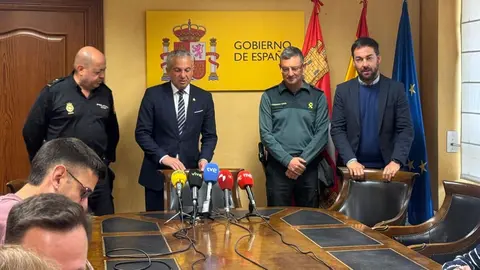 Nicanor Sen preside una reunión de análisis y evaluación de las actuaciones y protocolos desplegados en Castilla y León durante la emergencia energética.