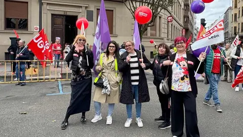 Sindicalistas en la antesala de la marcha.