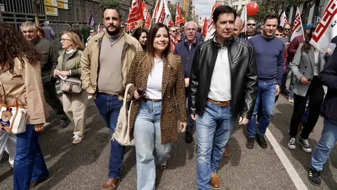 Cientos de personas han salido a la calle para manifestarse este 1 de Mayo por las calles de León: Fotos: Silvia García | Campillo