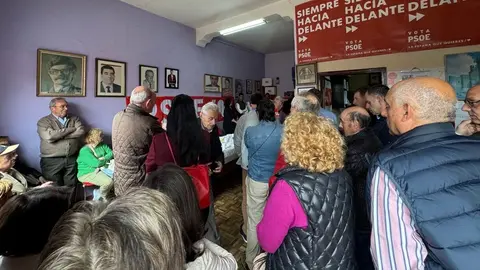 Los trabajadores de Valencia de Don Juan celebran el 1 de mayo.