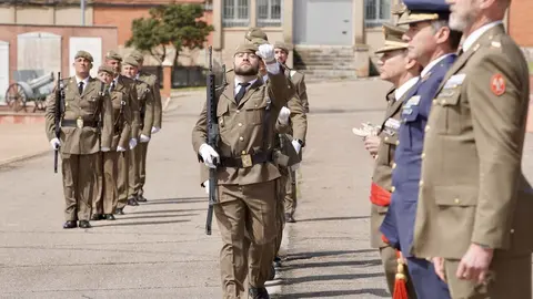 El Mando de Artillería de Campaña celebra un acto militar para conmemorar la gesta del Dos de Mayo de 1808, que estará presidido por el general de división, Marcial González Prada, jefe del Mando de Apoyo a la Maniobra. Foto: Campillo.
