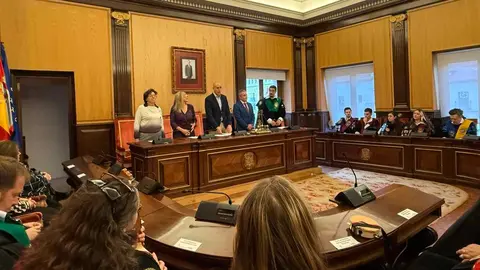 La ciudad de León se convierte este fin de semana en el corazón de la tradición universitaria con la celebración del XXXV Certamen de Tunas 'Ciudad de León' y del XIX Certamen Nacional de Tunas Universitarias y de Distrito. Fotos: Ayto León