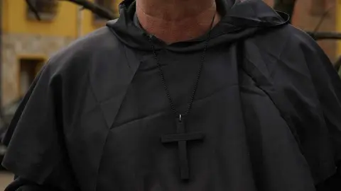 La localidad berciana de Quintana de Fuseros, en el municipio de Igüeña, celebra su Procesión de los Amortajados, catalogada como Manifestación Popular de Interés Turístico Provincial.