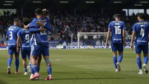 La Ponferradina, con todo a favor, firma un gran encuentro ante el Bilbao Athletic. El Toralín lleva en volandas a su equipo.