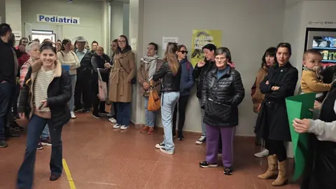 Más de 1.000 firmas por una pediatría digna en La Bañeza: el movimiento ciudadano intensifica su lucha.