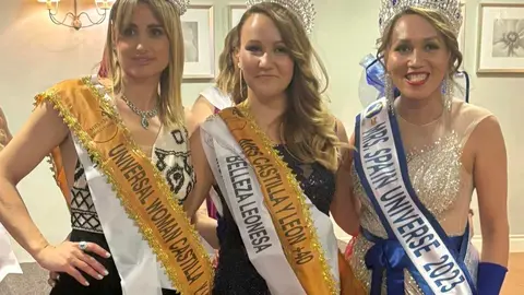 El certamen autonómico premia en León a mujeres mayores de 40 y 50 años que reivindican la belleza madura con estilo, seguridad y personalidad.