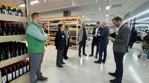 El alcalde de León, José Antonio Díez,  acude a la inauguración del nuevo Mercadona en Oteruelo. Foto: Ayuntamiento de León.
