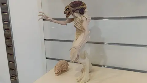 Muestra de la nueva escultura en la que se encuentra trabajando Jorge Pérez. Fotos: Isabel Alonso Álvarez.