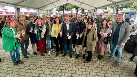 Cacabelos inaugura la XXVIII Feria del Vino con más de veinte bodegas del Bierzo.