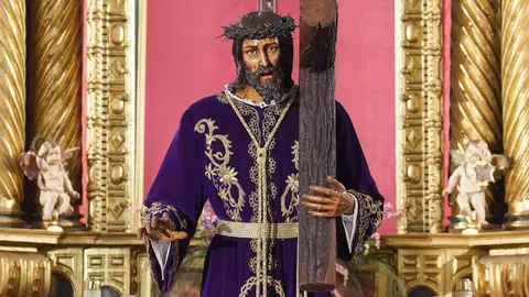 Preparativos de la Cofradía del Dulce Nombre de Jesús Nazareno de León para participar en la Gran Procesión de Roma
