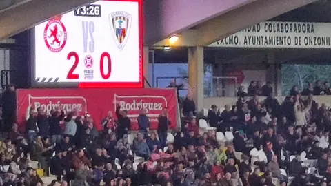 La Cultural Leonesa ha logrado una trabajadísima victoria por 2-1 ante un Barakaldo que nunca dejó de pelear y que, incluso, llegó a rozar el empate en dos ocasiones que se estrellaron en la madera.  Fotos: Isaac Llamazares