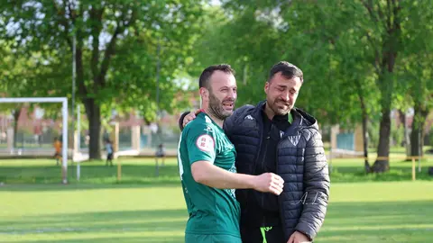 El equipo de Mansilla de las Mulas apura la última jornada para conseguir la anhelada permanencia en Tercera División. Foto: Alba Blanco