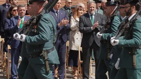 El general de Brigada José Antonio Fernández de Luz de las Heras y el delegado del Gobierno, Nicanor Sen Vélez, presiden el acto conmemorativo del 181 aniversario de la fundación de la Guardia Civil al que también asisten el presidente de las Cortes de Castilla y León, Carlos Pollán, el consejero de la Presidencia, Luis Miguel González Gago, y el alcalde de León, José Antonio Diez. Fotos: Campillo