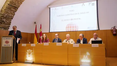 Foro 'Nuestras carreteras en el siglo XXI' organizado por El Bierzo Digital. Foto: César Sánchez.