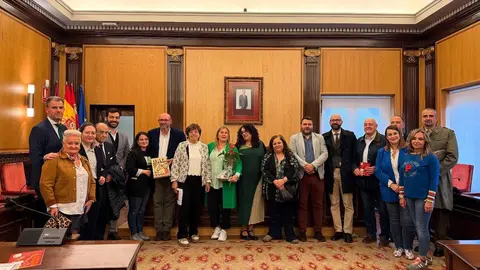 El pregón a cargo de los chefs de Cocinandos abre once días de literatura, gastronomía y cultura en el corazón de la ciudad. Fotos: Ayto León