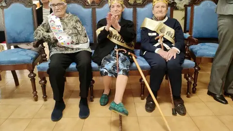 Las residentes Clara Fernández y Auxilia Llorente han alcanzado los 100 años, mientras que Donina Cabezas ha celebrado sus 101 primaveras.