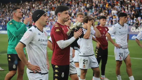 Un gol en el último segundo de partido deja a la Cultural sin el premio del ascenso, ahora se la juega en el Reino de León. Fotos: Isaac Llamazares