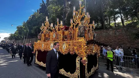 La Cofradía del Dulce Nombre de Jesús Nazareno de León participa en la Gran Procesión organizada con motivo del Jubileo de las Cofradías en Roma.