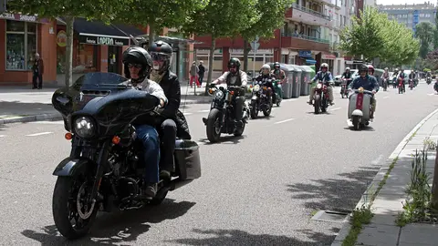 Concentración motera en León. Foto: Peio García.