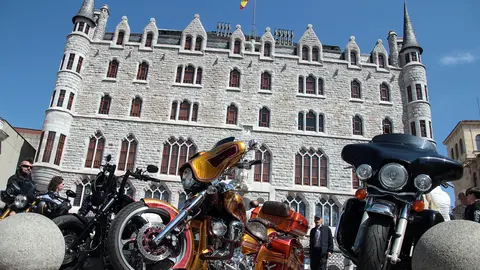 Concentración motera en León. Foto: Peio García.