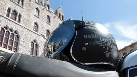 Concentración motera en León. Foto: Peio García.