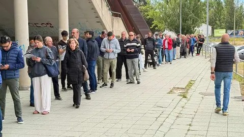 La Cultural y Deportiva Leonesa ha anunciado este lunes que se han agotado todas las entradas para el crucial partido que enfrentará al equipo contra el FC Andorra, previsto para este sábado a las 19:00 horas en el estadio Reino de León.