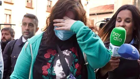 La Audiencia Provincial de León acoge el juicio contra la mujer conocida como ‘reina de la burundanga’ acusada de delitos de tentativa de homicidio, lesiones, robo con violencia, estafa y falsedad. Foto: Campillo