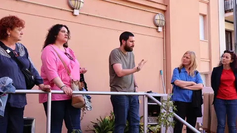 Diputación y Ayuntamiento visitan distintos centros de San Juan de Dios para personas sin hogar en Barcelona.