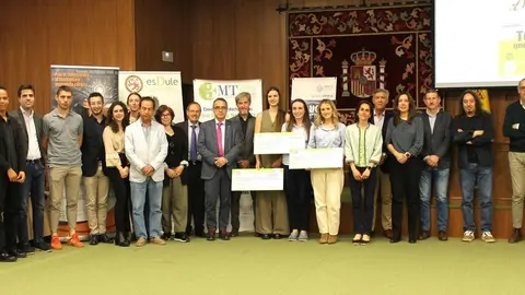 Organización, participantes,  jurado y patrocinadores del concurso. / ULE