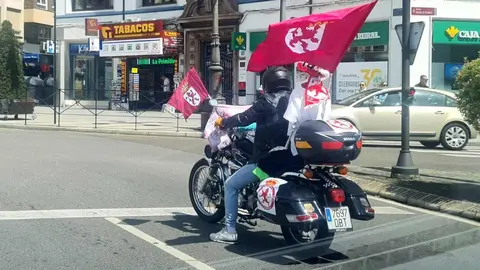 Banderas en balcones, cánticos en colegios y motos decoradas anuncian la llegada de una cita histórica: el duelo decisivo ante el Andorra.
