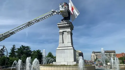 Guzmán se viste con los colores de la Cultural.
