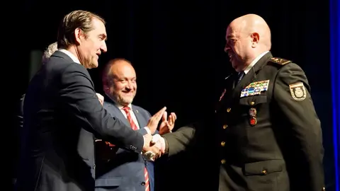 Celebración del acto de entrega de las Medallas al Mérito de la Protección Ciudadana de Castilla y León 2024, al que asisten el consejero de Medio Ambiente, Vivienda y Ordenación del Territorio, Juan Carlos Suárez-Quiñones, y el presidente de las Cortes, Carlos Pollán