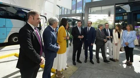 El presidente de la Junta, Alfonso Fernández Mañueco, presenta las actuaciones de mejora y modernización llevadas a cabo en la estación de autobuses de Ponferrada