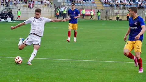 El empate ante el Andorra (1-1) devuelve a la Cultural Leonesa al fútbol profesional en una jornada inolvidable para la ciudad y su afición, que celebra el regreso a Segunda División tras años de lucha. Fotos: Campillo