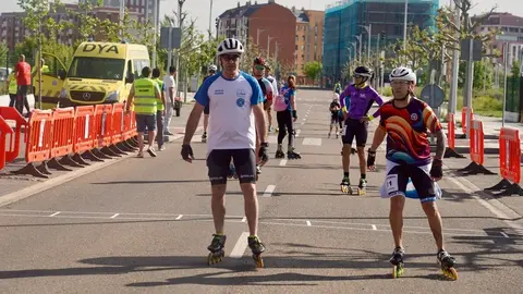 II Carrera Solidaria ‘Patinando por Angola’ organizada por el Centro Juvenil Don Bosco en el barrio de La Lastra de León