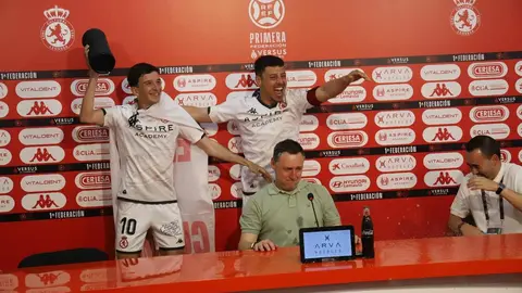 La canción de Luck Ra se convirtió en el motor anímico del vestuario y el símbolo festivo de una temporada histórica para la Cultural. Foto: Isaac Llamazares