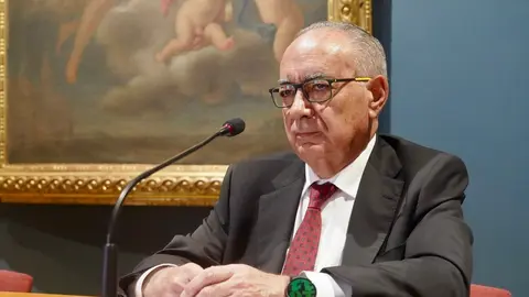 Comparecencia del vicesecretario para Asuntos Económicos de la Conferencia Episcopal Española, Fernando Giménez Barriocanal; del obispo de León, Luis Ángel de las Heras, y del ecónomo diocesano, Vicente Gutiérrez, que ofrece un análisis del ámbito de la economía y administración en la Diócesis y de iniciativas en materia de transparencia. Foto: Campillo.