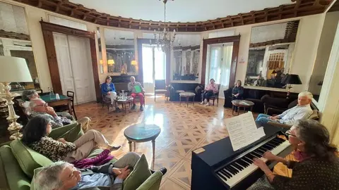 La reconocida epidemióloga protagoniza un nuevo encuentro del ciclo 'Conversaciones en la Casa', donde alertó sobre la incertidumbre financiera que amenaza el futuro de la innovación sanitaria.