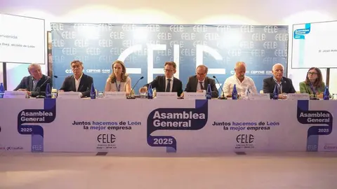 La Federación Leonesa de Empresarios celebra su Asamblea General. Foto: Campillo