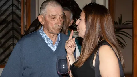 El nuevo medio se presenta ante una amplia representación institucional, empresarial y social, con un mensaje firme en favor del periodismo honesto y la pluralidad informativa. Foto: caraAcara