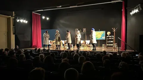 La Robla clausura el VIII Tardes de Teatro con el 'cartel de lleno'.