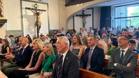 Con un emotivo concierto y una eucaristía en Santa Nonia, la Cofradía del Dulce Nombre de Jesús Nazareno festeja el retorno de su imagen titular tras participar en el Jubileo de las Cofradías en el Vaticano. Fotos: Ayto León
