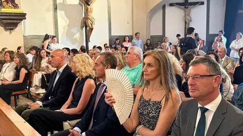 Con un emotivo concierto y una eucaristía en Santa Nonia, la Cofradía del Dulce Nombre de Jesús Nazareno festeja el retorno de su imagen titular tras participar en el Jubileo de las Cofradías en el Vaticano. Fotos: Ayto León
