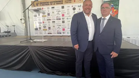 Manuel Lamelas Viloria recibe la Trucha de Oro en el VI Encuentro de la Trucha de San Facundo.