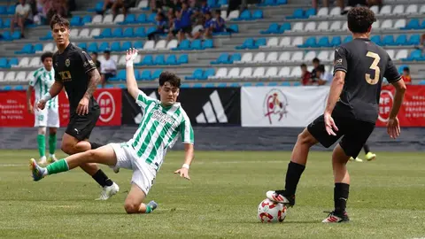 La final soñada entre Real Betis Balompié y Valencia CF se disputó en el Estadio Municipal El Toralín de Ponferrada, el escenario donde se decidiría al mejor equipo juvenil de España.