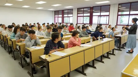 Pruebas de Acceso a la Universidad en Valladolid. Foto: Miriam Chacón.