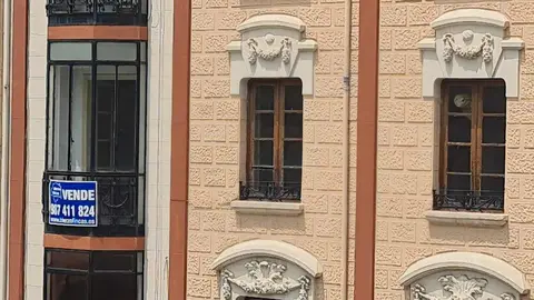 Imagen del piso a la venta por Bierzo Fincas en un inmueble histórico de Ordoño II.