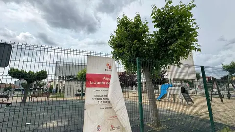 Pese a los más de 3,7 millones invertidos y cinco meses de retraso, los más de 21.000 usuarios seguirán siendo atendidos en instalaciones provisionales sin un horizonte claro de retorno pese a que la obra ya está finalizada. Fotos: Silvia García