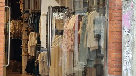 Bershka anuncia el cierre en su tienda en Ordoño II.