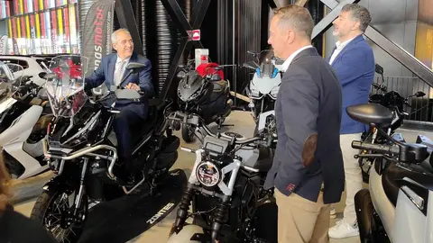 El Salón del Vehículo de León presenta más de 400 ofertas en su octava edición.